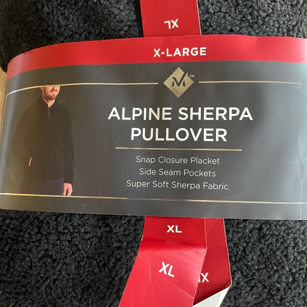 Mens pull over jacket. - Picture 2 of 3